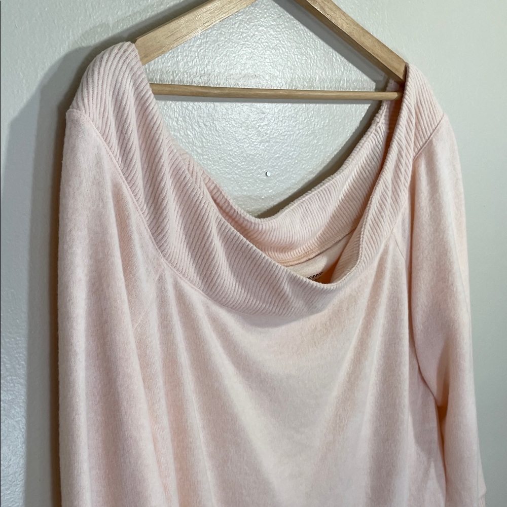 NWOT Torrid Super Soft Plush Off The Shoulder Top - Picture 2 of 6
